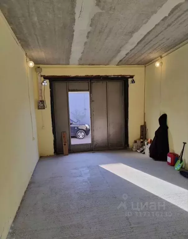 Гараж в Саратовская область, Саратов ул. Имени П.М. Зыбина, 4к4 (26 м) - Фото 1