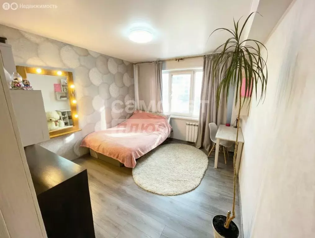 3-комнатная квартира: Ижевск, улица имени Репина, 24 (51.1 м) - Фото 1