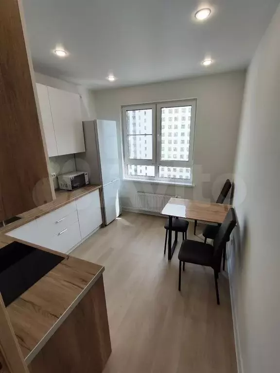 1-к. квартира, 32 м, 10/18 эт. - Фото 0