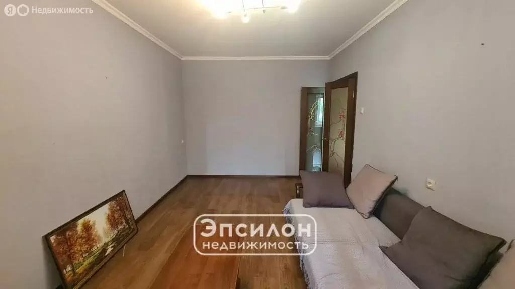 2-комнатная квартира: Курск, проспект Хрущёва, 5 (50 м) - Фото 1