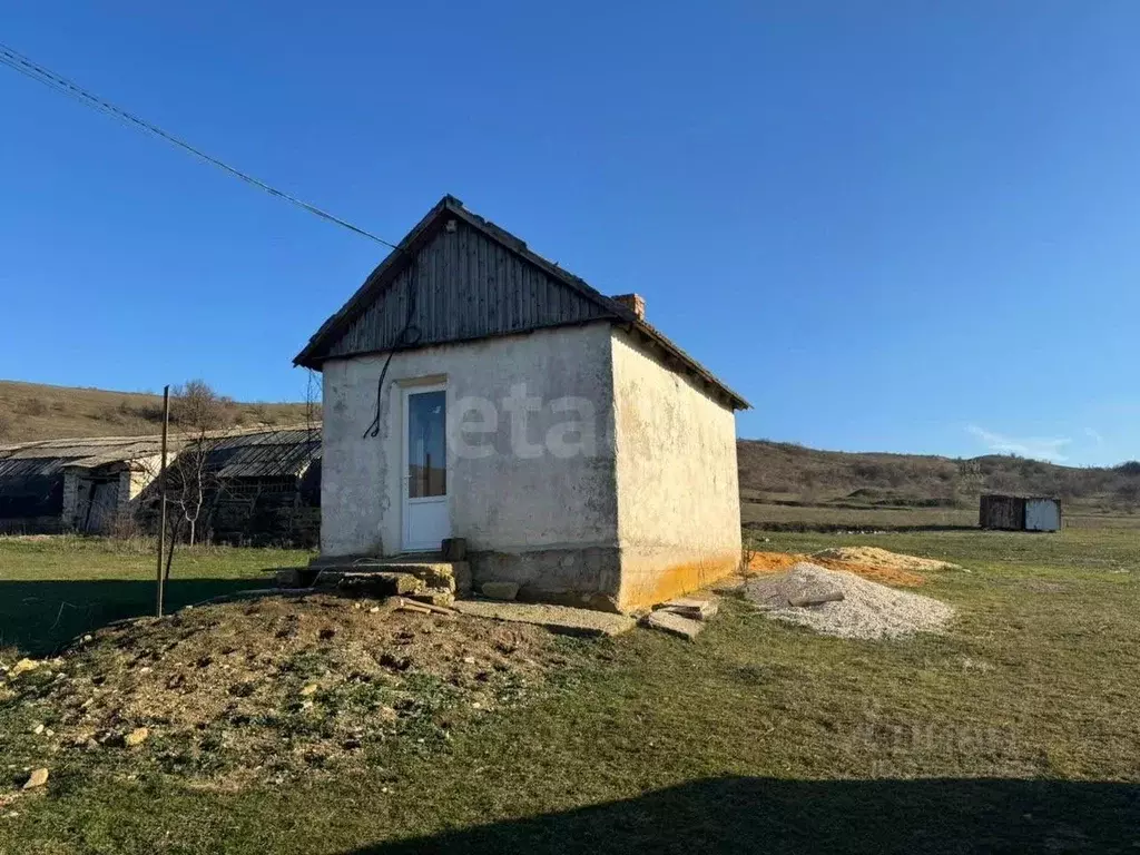 Склад в Крым, Белогорский район, Зеленогорское с/пос, с. Новокленово ... - Фото 1