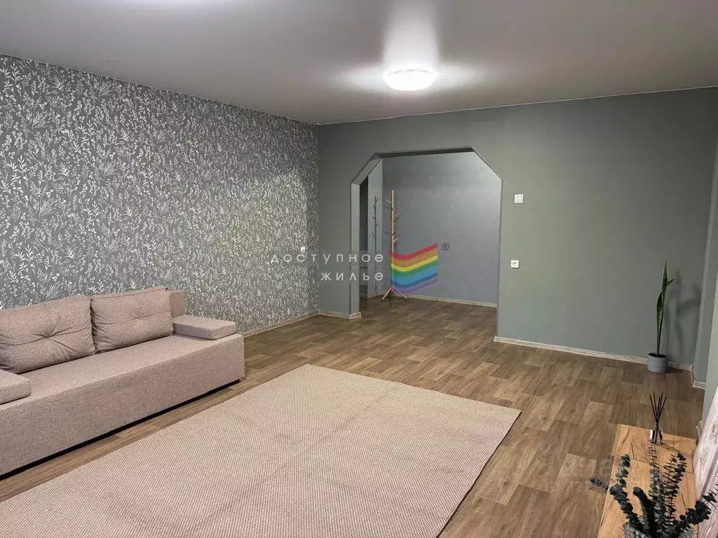 3-к кв. Красноярский край, Красноярск ул. Елены Стасовой, 48А (73.6 м) - Фото 1