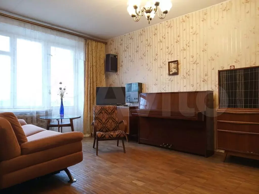 3-к. квартира, 60м, 3/5эт. - Фото 0