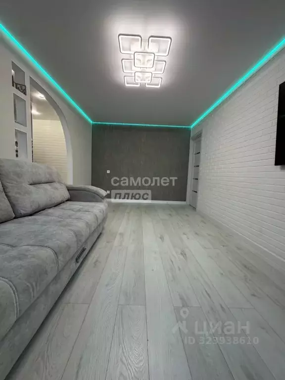 2-к кв. Чувашия, Новочебоксарск Комсомольская ул., 15 (44.0 м) - Фото 1