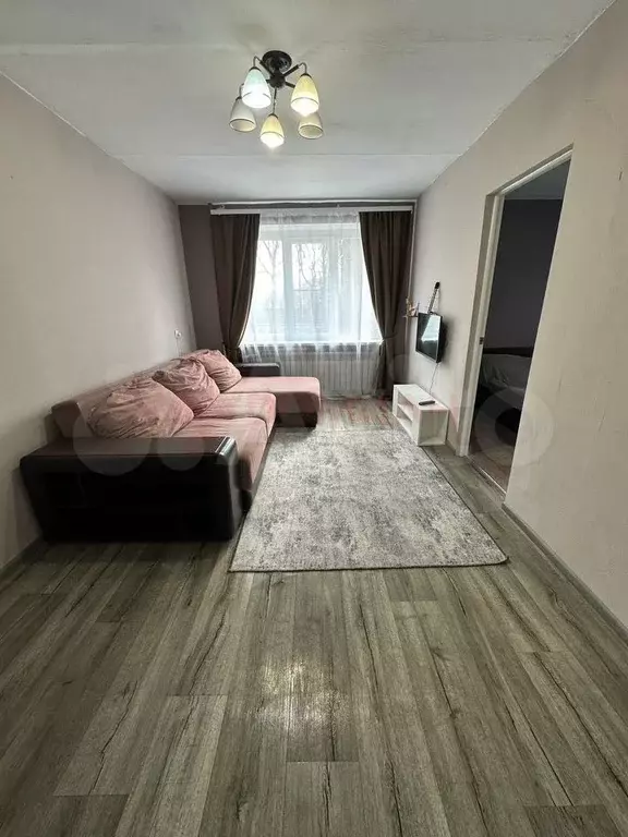 2-к. квартира, 37 м, 1/5 эт. - Фото 0