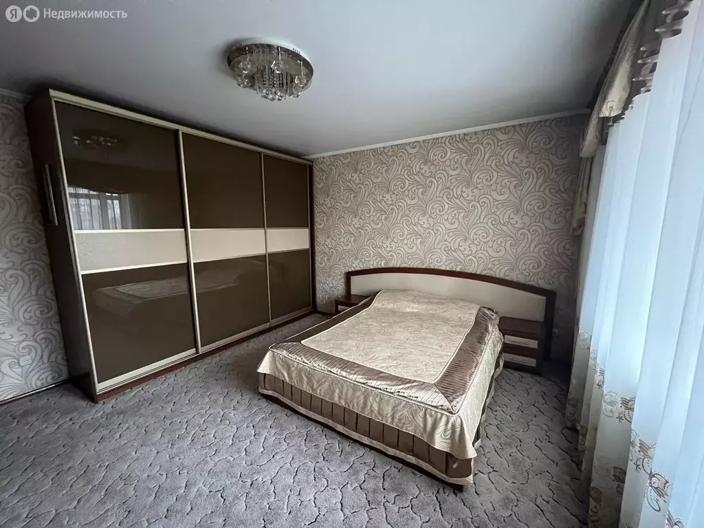 3-комнатная квартира: Барнаул, улица Папанинцев, 125 (78 м) - Фото 1