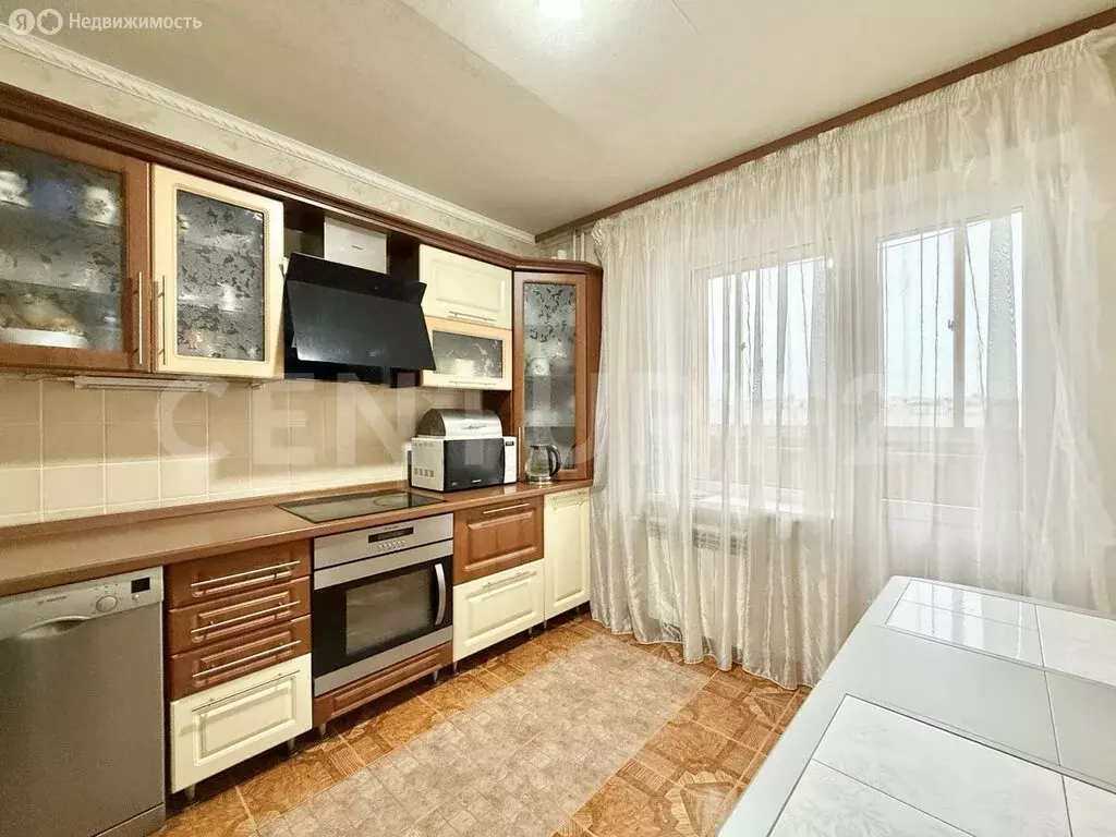 4-комнатная квартира: Чебоксары, улица Энтузиастов, 27 (89.4 м) - Фото 2