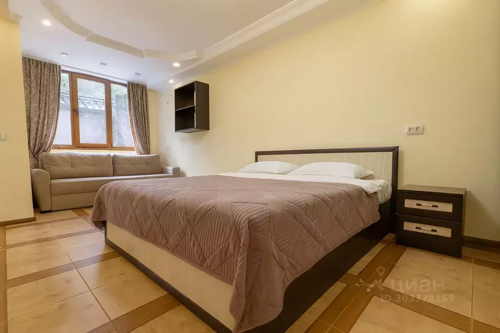 2-к кв. Крым, Симферополь ул. Куйбышева, 89 (80.0 м) - Фото 2