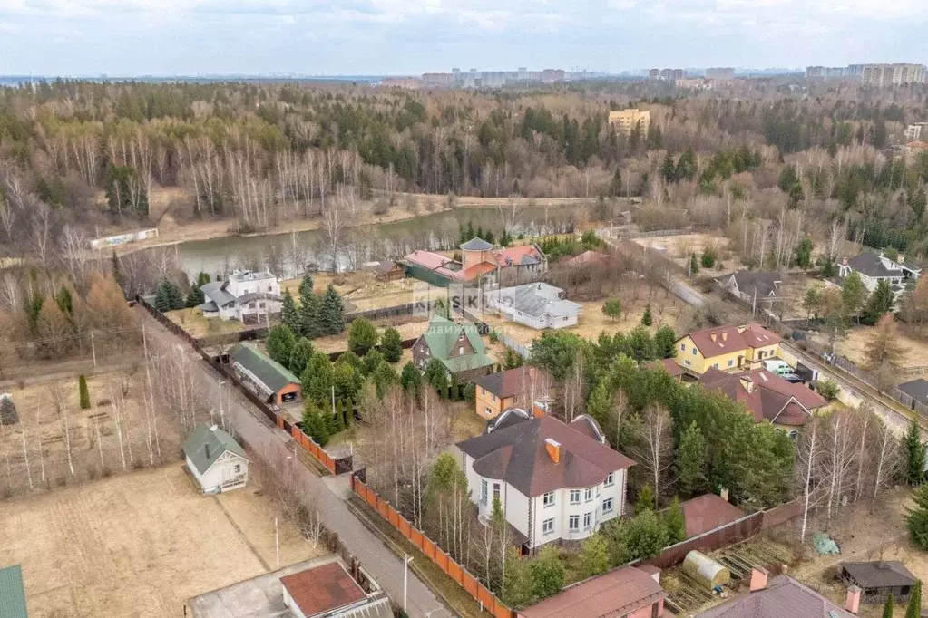 Дом в Московская область, Химки городской округ, д. Елино ул. ... - Фото 1