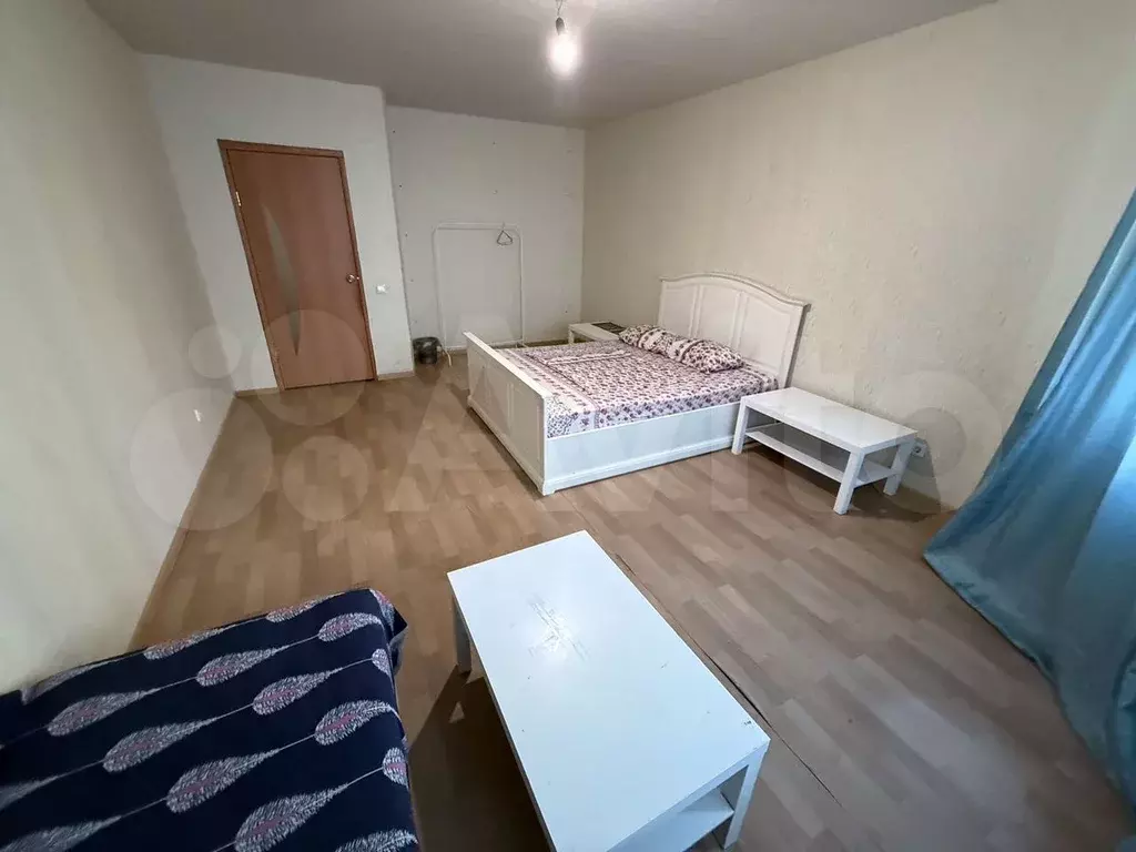 Комната 22 м в 3-к., 9/22 эт. - Фото 0