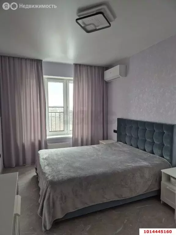 2-комнатная квартира: Краснодар, улица Григория Булгакова, 6 (74 м) - Фото 1