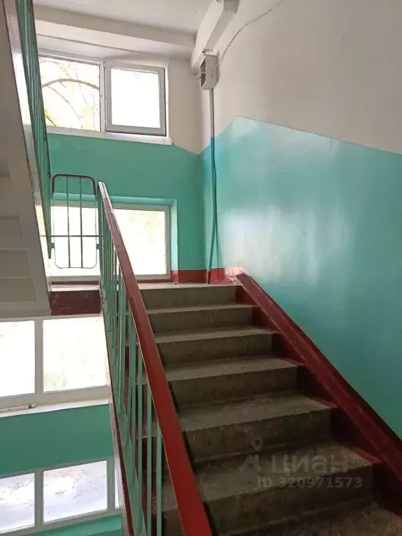 4-к кв. Саратовская область, Саратов ул. Имени В.М. Азина, 17А (58.7 ... - Фото 1