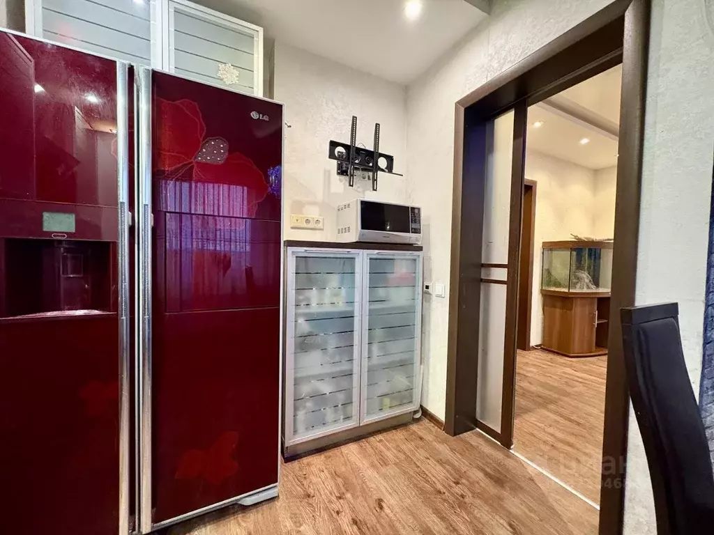 3-к кв. Омская область, Омск Учебная ул., 155 (62.9 м) - Фото 2