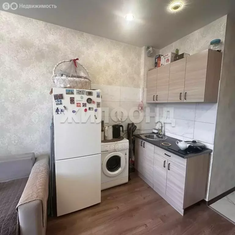 Квартира-студия: Новосибирск, Ленинградская улица, 347А (21 м) - Фото 1