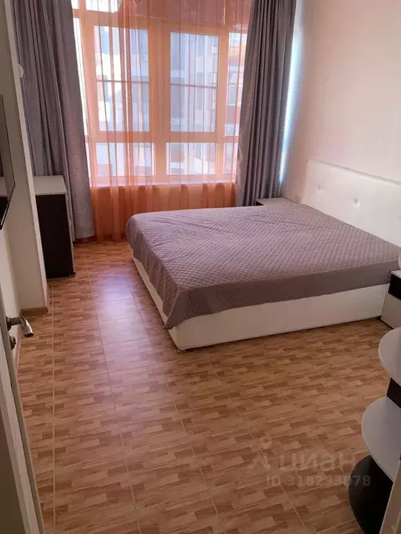 1-к кв. Краснодарский край, Геленджик Крымская ул., 19к3 (45.7 м) - Фото 0
