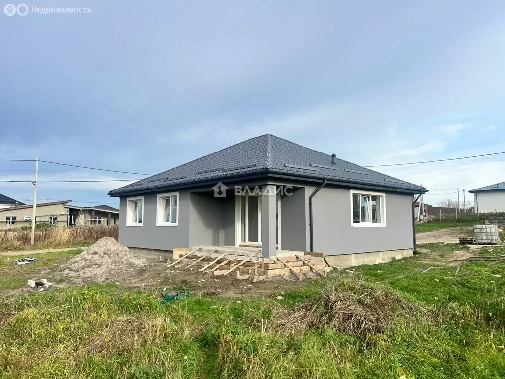 Дом в Заозерье, Звёздная улица (120 м) - Фото 1