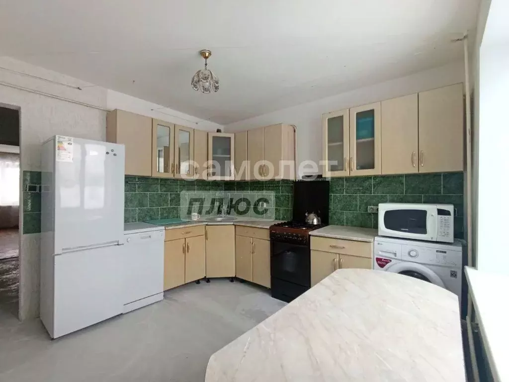 4-к кв. Свердловская область, Артемовский ул. Мира, 29 (71.0 м) - Фото 1