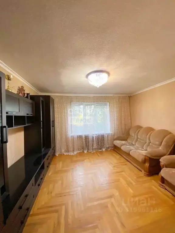 4-к кв. Кабардино-Балкария, Нальчик Тырныаузский проезд, 14 (89.6 м) - Фото 0