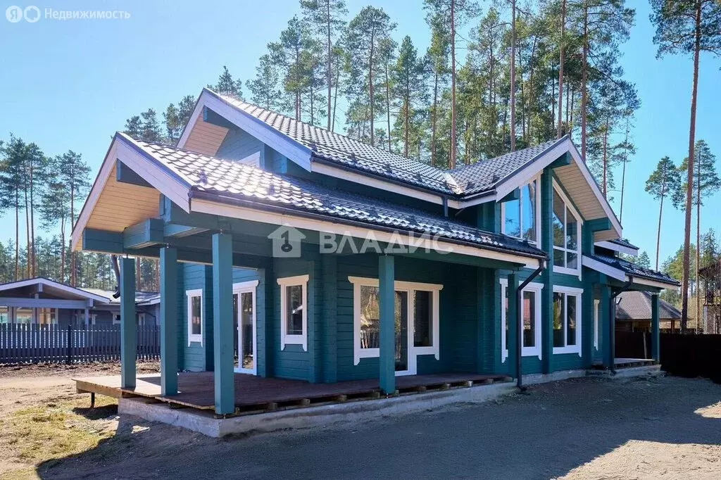 Дом в городской посёлок Рощино, Финский переулок (198 м) - Фото 0