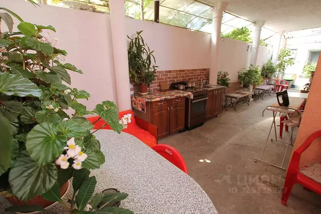 Дом в Севастополь ул. Революции 1905 года, 92 (40 м) - Фото 2