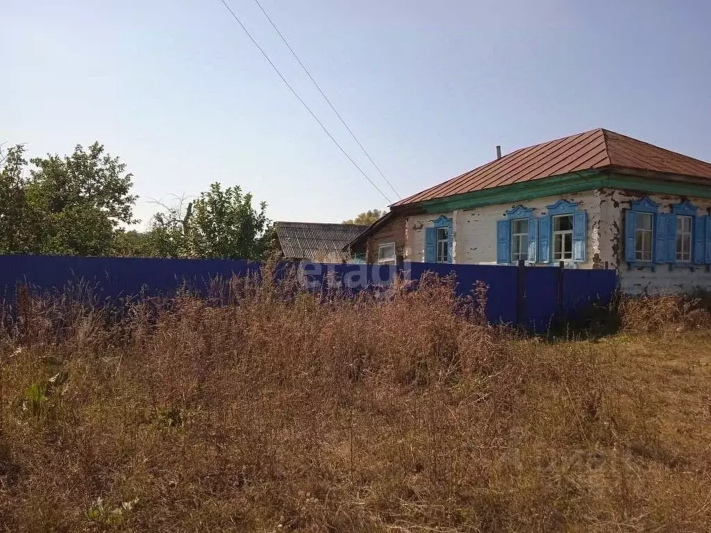 Дом в Башкортостан, Чишминский район, Аровский сельсовет, д. Марусино  ... - Фото 1