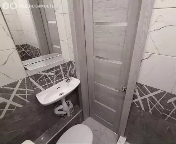 Квартира-студия: Тюмень, Шаимский проезд, 9 (12.7 м) - Фото 0