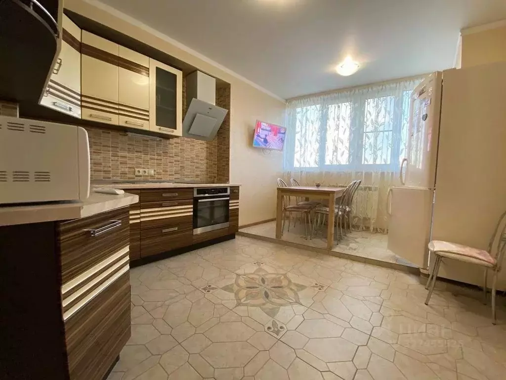 2-к кв. Татарстан, Казань ул. Декабристов, 89в (70.0 м) - Фото 1