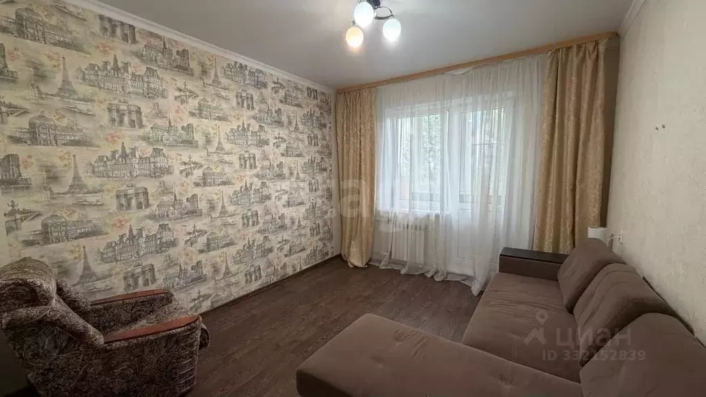 2-к кв. Липецкая область, Грязи ул. Осипенко, 40 (52.8 м) - Фото 1