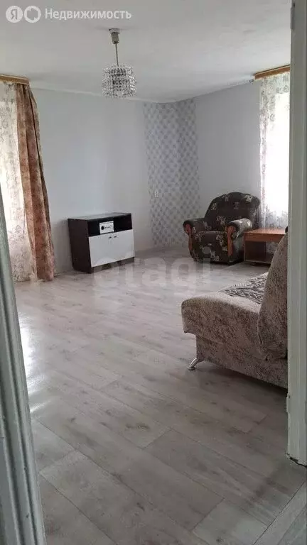 4-комнатная квартира: Улан-Удэ, улица Чертенкова, 49 (78.4 м) - Фото 1