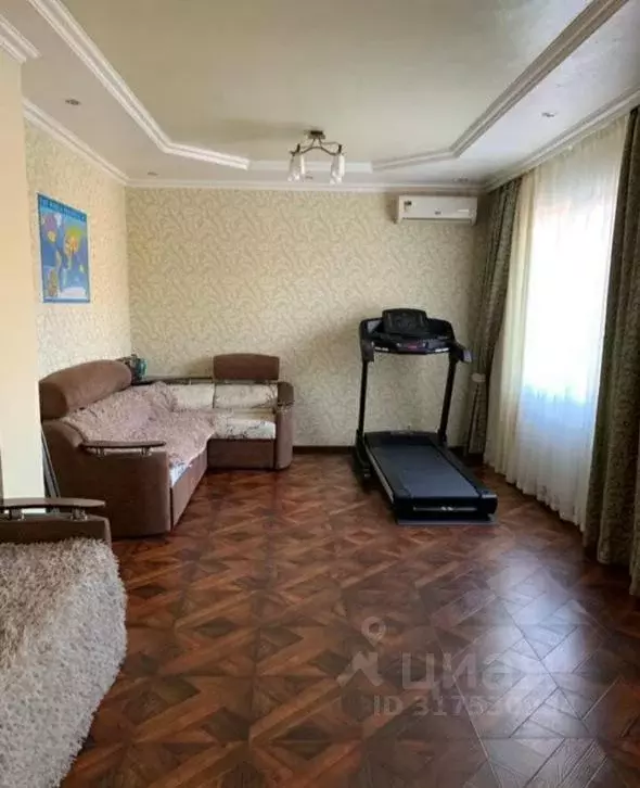 2-к кв. Краснодарский край, Геленджик Озерная ул., 48 (78.0 м) - Фото 0