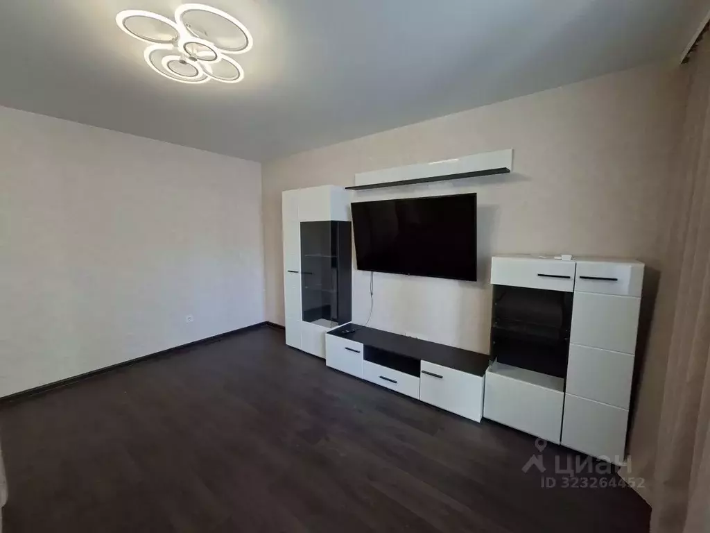 2-к кв. Севастополь ул. Братьев Манганари, 24к1 (60.1 м) - Фото 2