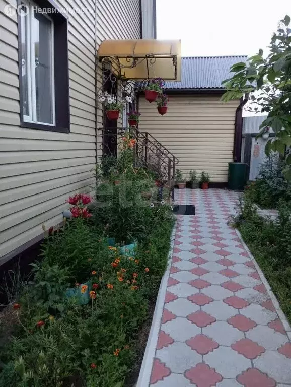 Дом в Улан-Удэ, микрорайон Новая Комушка, Северная улица (117 м) - Фото 1