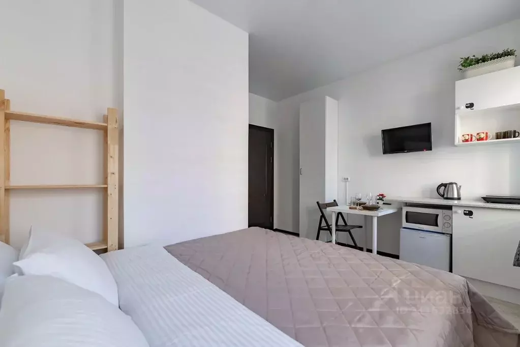 Студия Санкт-Петербург 2-я Васильевского острова линия, 49 (17.0 м) - Фото 2