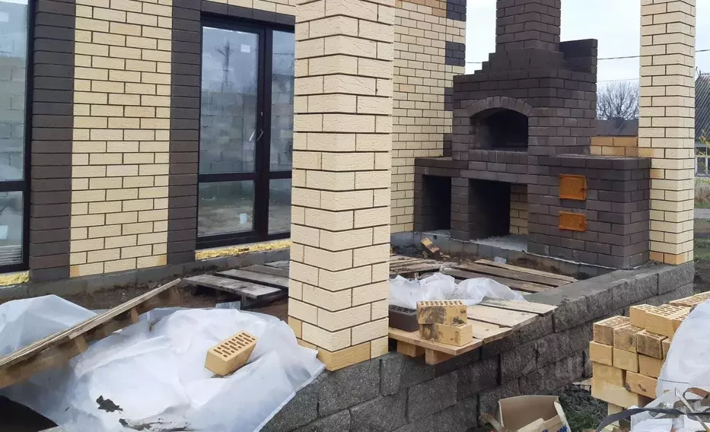 Дом в Белгородская область, Белгород  (150 м) - Фото 1