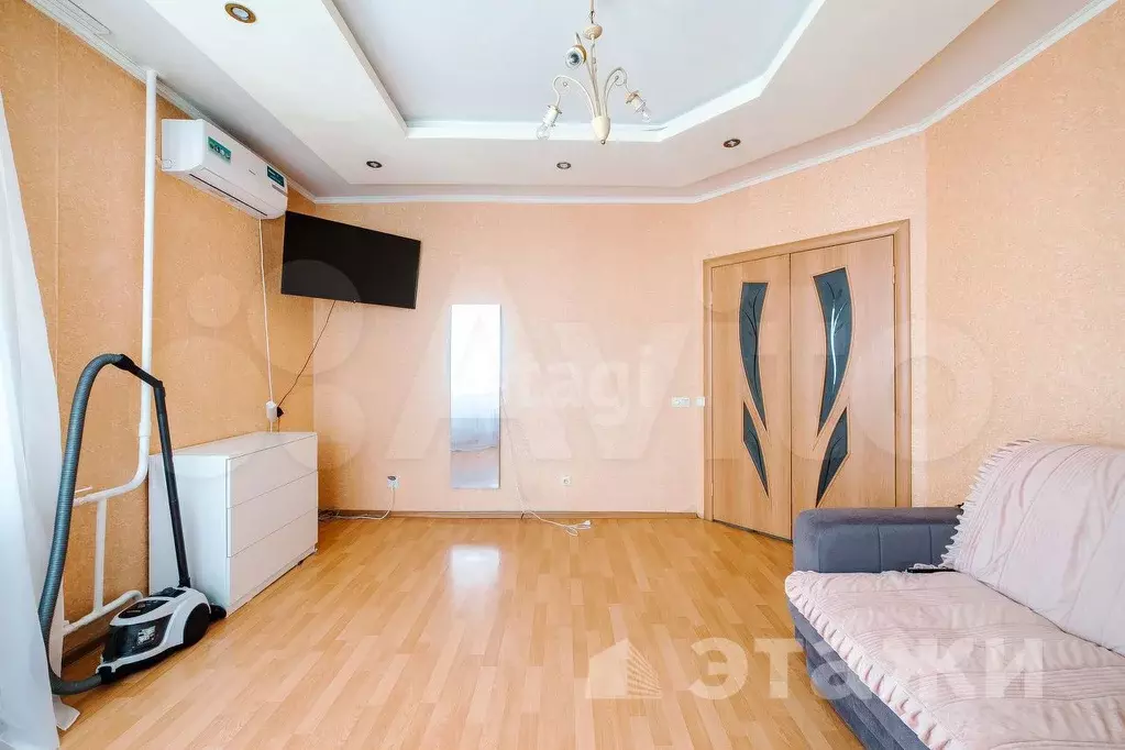 3-к. квартира, 68,9 м, 1/1 эт. - Фото 1