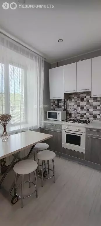 2-комнатная квартира: Чебоксары, проспект Ленина, 14 (54.3 м) - Фото 0