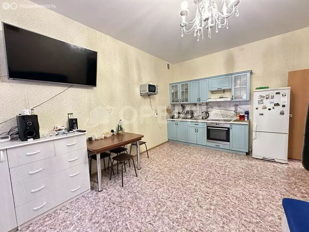 1-комнатная квартира: Тюмень, Линейная улица, 11 (55.5 м) - Фото 2