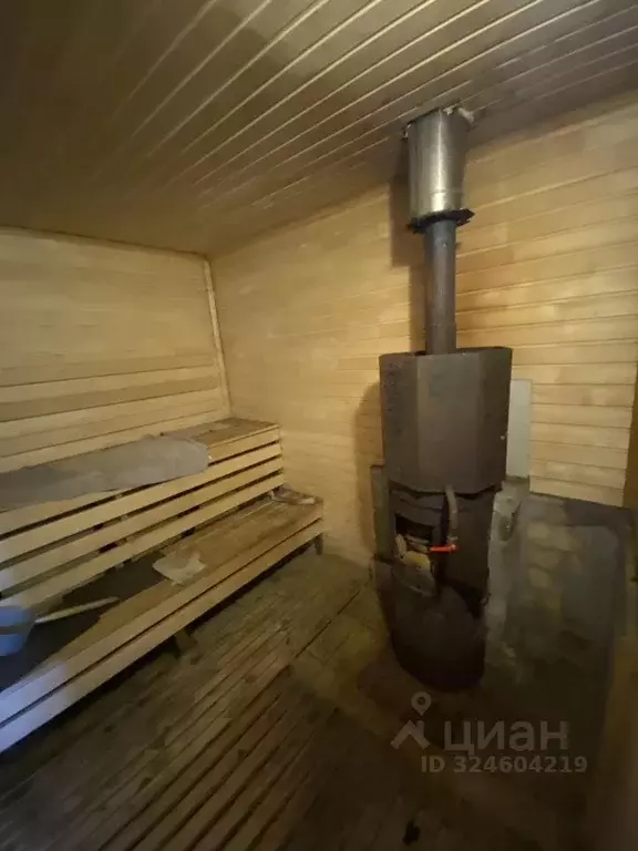 Дом в Кемеровская область, Мыски ул. Спартака, 1 (37 м) - Фото 2