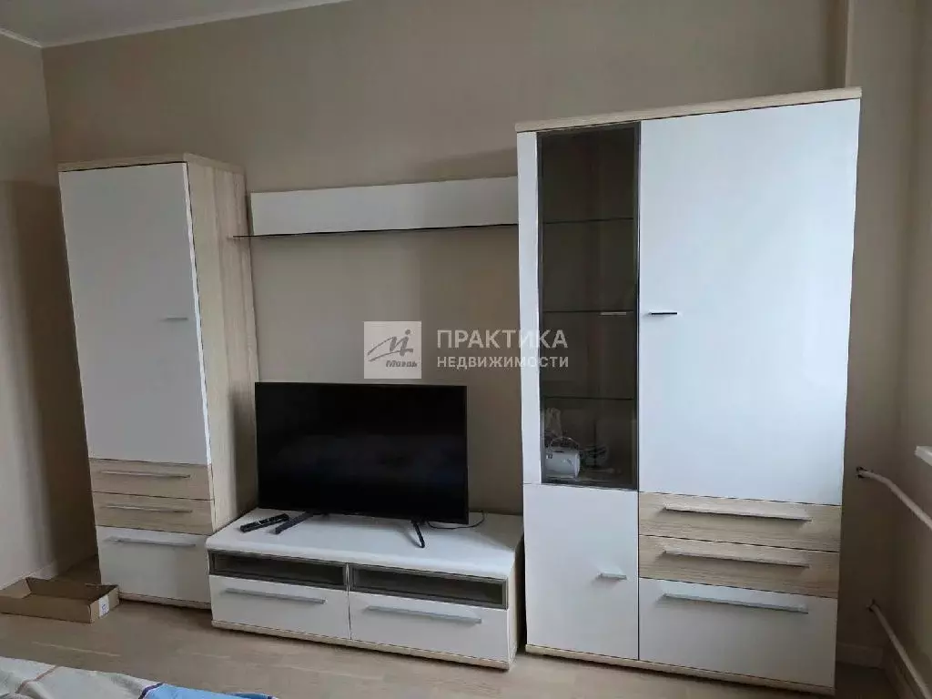 Продается 3-комнатная квартира - Фото 1