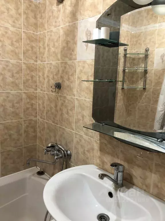 1-к кв. Белгородская область, Белгород ул. Есенина, 46 (35.0 м) - Фото 2