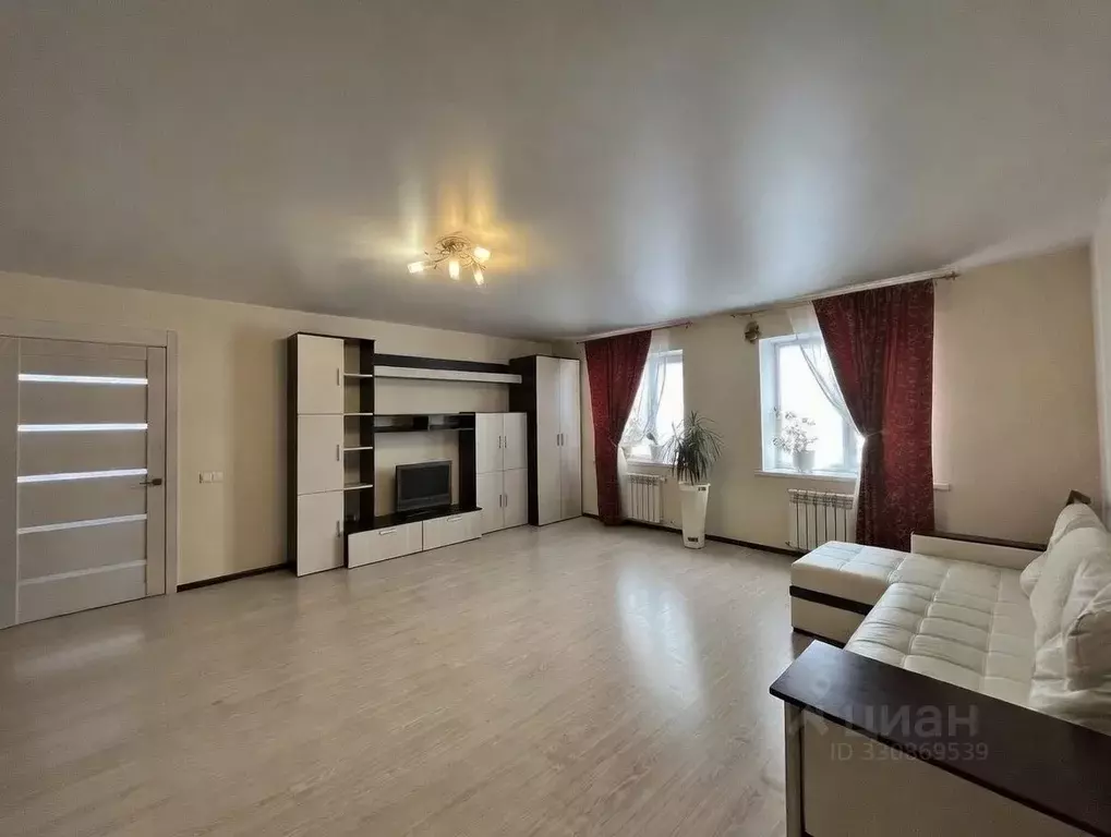 Таунхаус в Башкортостан, Уфа ул. Прилукская, 27 (137 м) - Фото 1