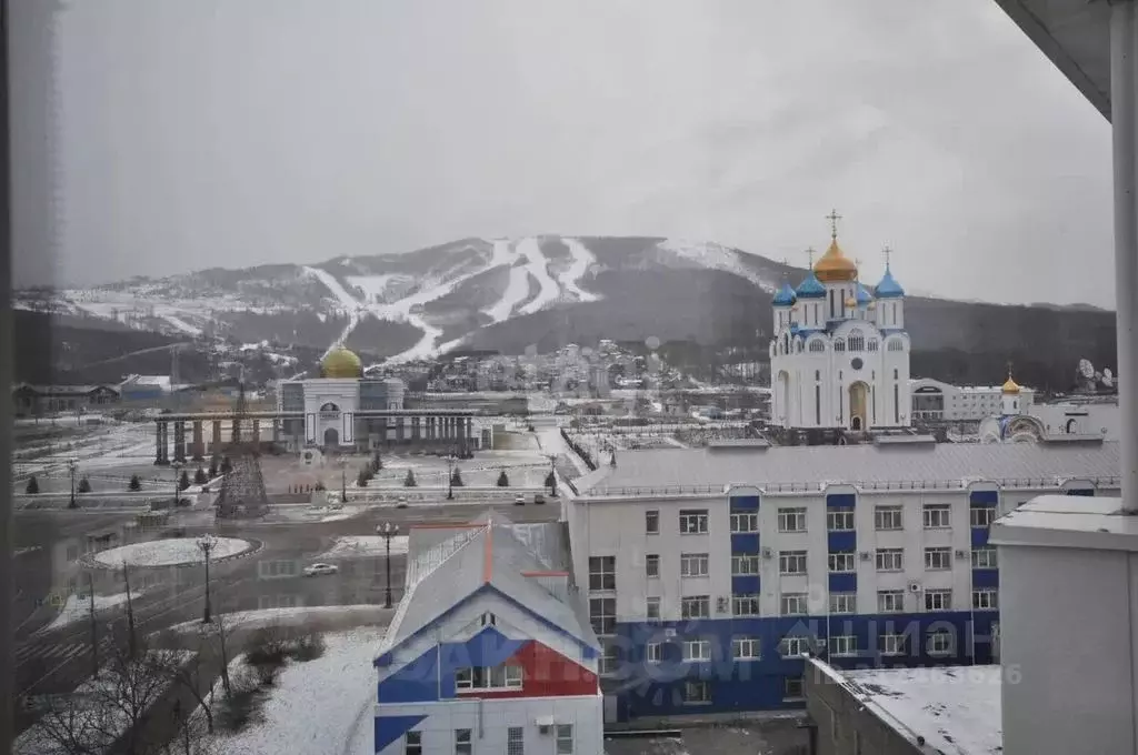 3-к кв. Сахалинская область, Южно-Сахалинск просп. Победы, 7 (100.0 м) - Фото 1