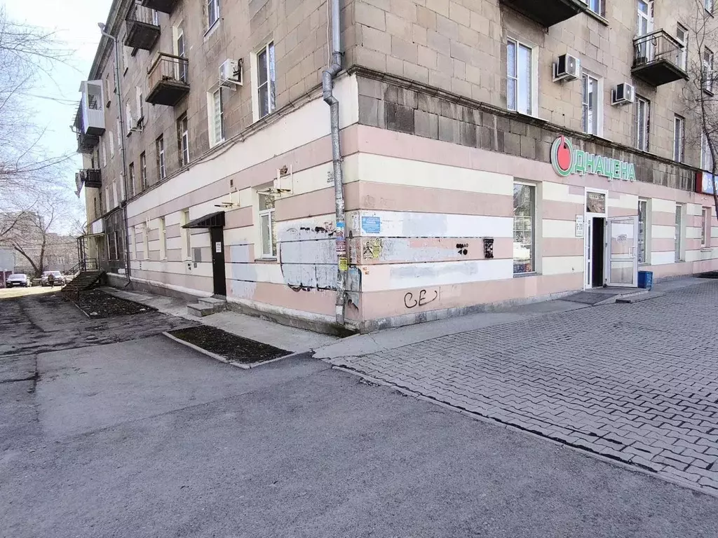 Помещение свободного назначения в Свердловская область, Екатеринбург ... - Фото 1