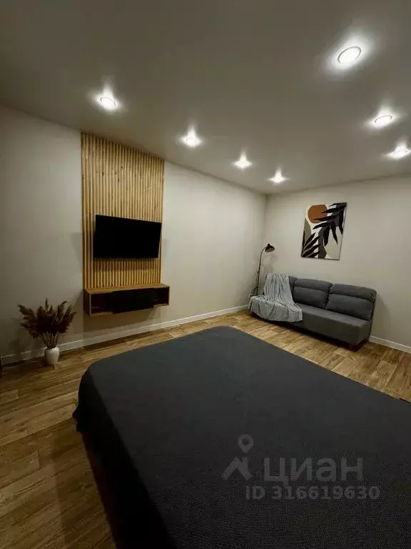 1-к кв. Волгоградская область, Волгоград ул. Качинцев, 83 (42.0 м) - Фото 1