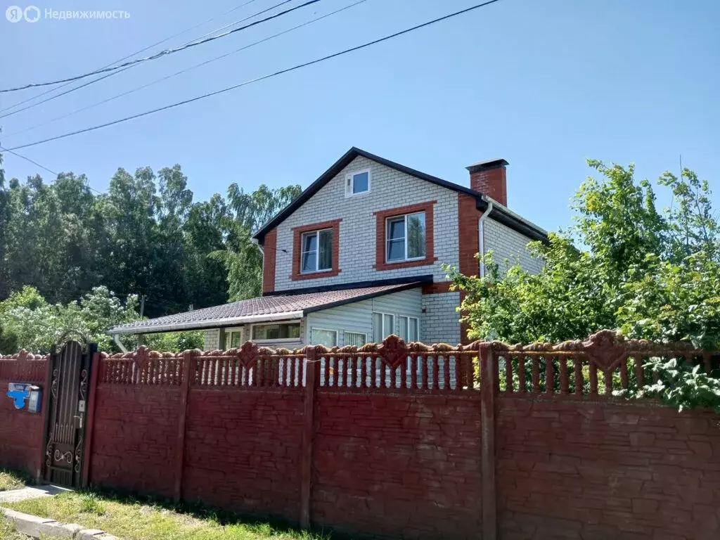 Дом в деревня Киреевка, Первомайская улица (256 м) - Фото 0