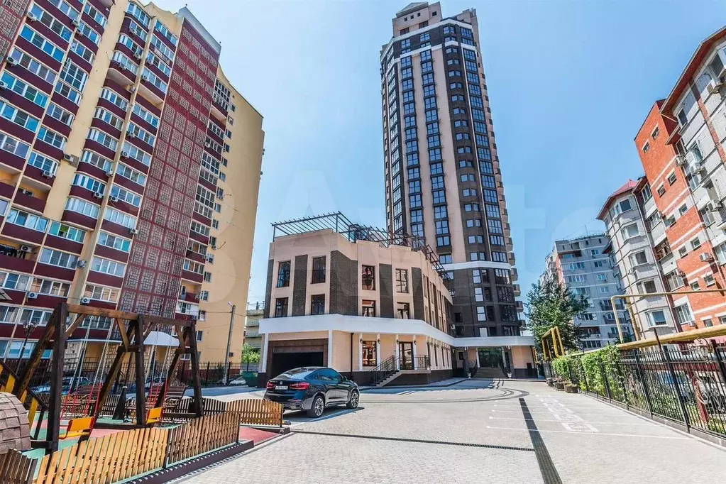 3-к. квартира, 95 м, 3/25 эт. - Фото 1