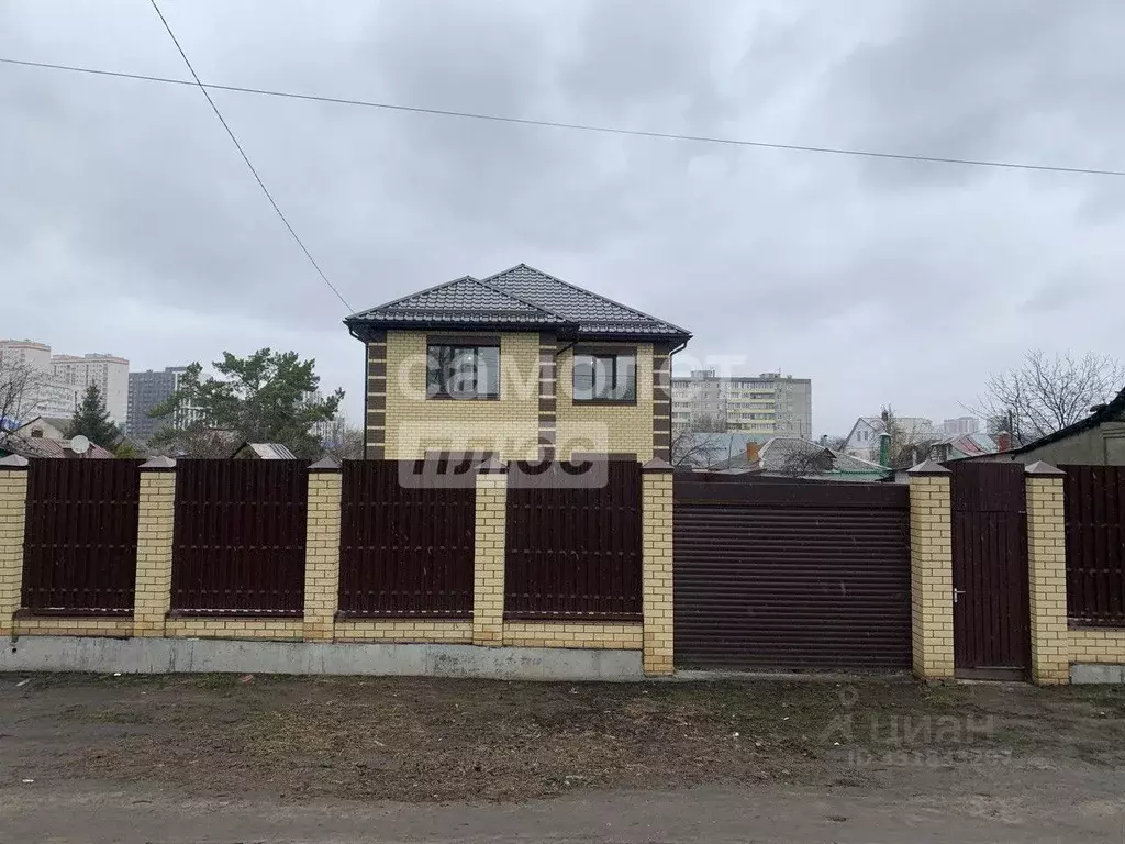 Дом в Воронежская область, Воронеж ул. Матросова, 42 (273 м) - Фото 1