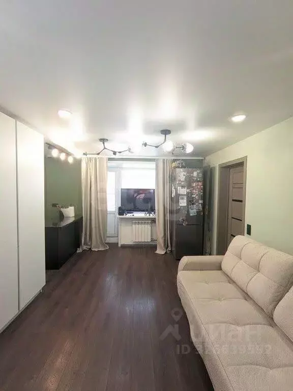 1-к кв. Иркутская область, Иркутск Аэрофлотская ул., 3 (41.8 м) - Фото 1