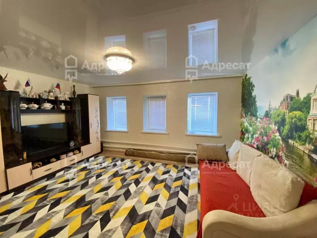 Дом в Волгоградская область, Волгоград Чебоксарская ул. (97 м) - Фото 1