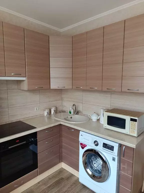 1-к кв. Омская область, Омск Волгоградская ул., 42 (37.0 м) - Фото 1